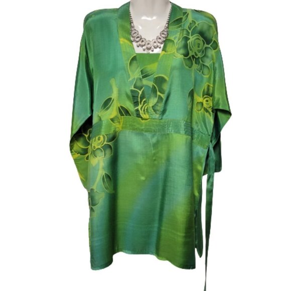 Green Floral Batik Tunic Blouse Top Size S/M - Picture 2 of 10